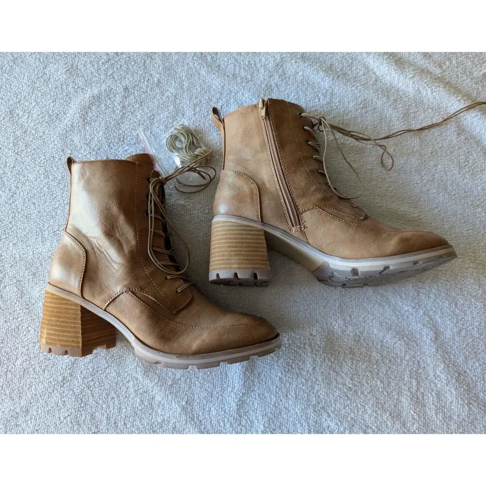 Korks Cambria Ankle Boots Brown Leather Lace Up Stacked Heel Lug Sole